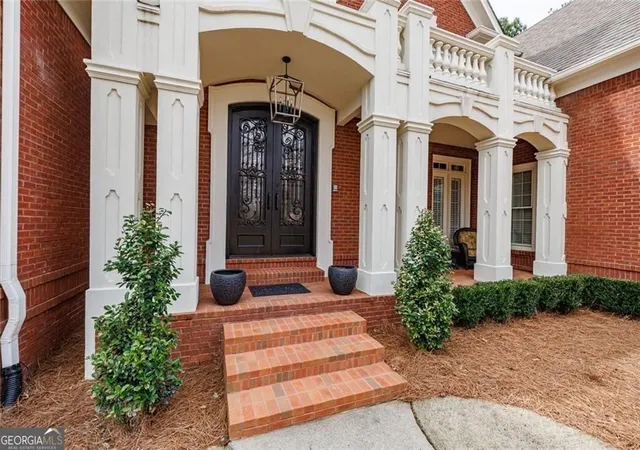 Photo 3 of Sale Pending at 2728 Bonar Hall Path, Duluth, GA 30097 | MLS# 10711423 | Listing updated on 2026-09-12