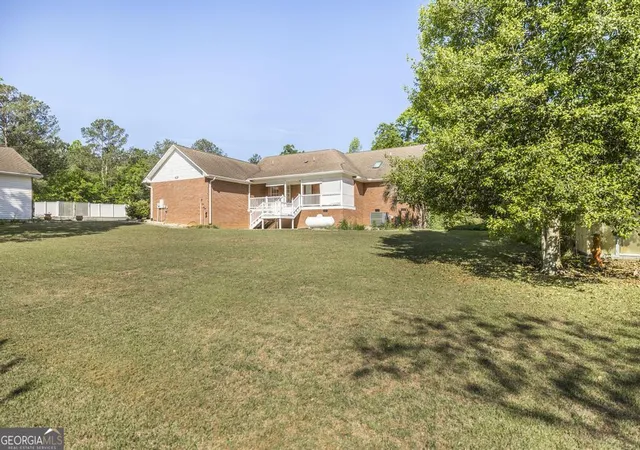 4th image of 201 Strawberry Cir, Dublin, GA 31021 | MLS# 10733382