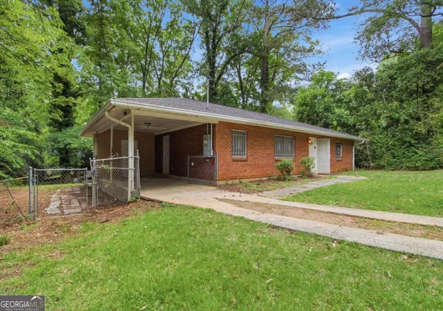 Photo 2 of Single family home for sale at 2079 Woodberry Ave, Atlanta, GA 30344 | MLS# 10764513 | Listing updated on 2026-09-28