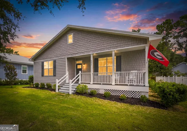 Photo 1 of Single family home for sale at 502 Ridge Rd, Darien, GA 31305 | MLS# 10833545 | Listing updated on 2026-08-26