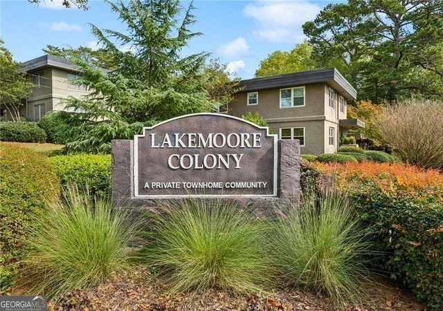 Homes for sale in Atlanta, GA | 327 Lakemoore Dr Ne #B, Atlanta, GA 30342 | MLS# 10777126
