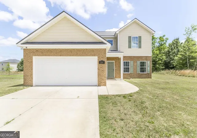 2nd image of 219 Ivy Glen Dr, Perry, GA 31069 | MLS# 10816639