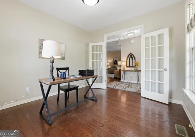 Photo 3 of Single family home for sale at 35 Etowah Dr, Cartersville, GA 30120 | MLS# 10761523 | Listing updated on 2026-06-30