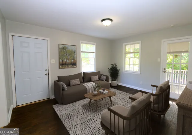 Photo 3 of Single family home for sale at 2309 Lorraine Dr, Savannah, GA 31404 | MLS# 10759092 | Listing updated on 2026-08-23