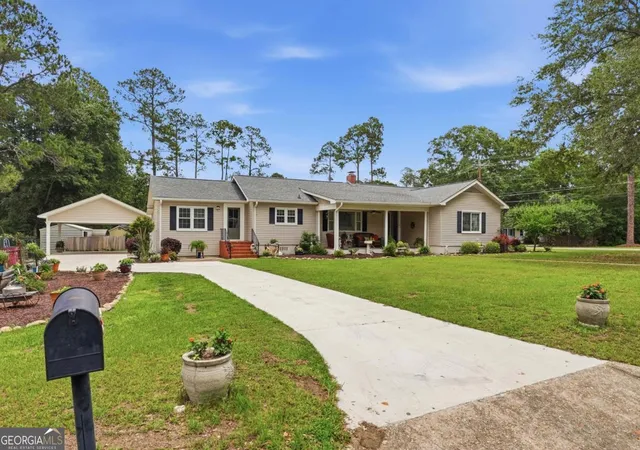 4th image of 701 W 14Th St, Tifton, GA 31794 | MLS# 10775090