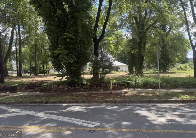 2nd image of 801 Maple Ave Sw, Rome, GA 30161 | MLS# 10697119