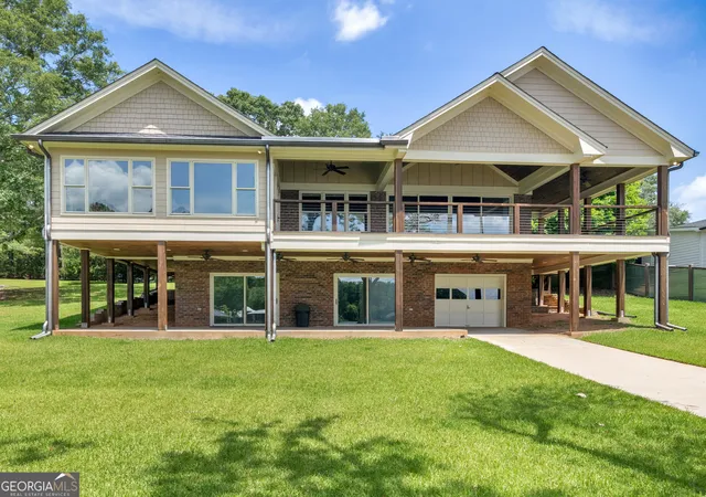 3rd image of 210 Roberts Point Rd, Jackson, GA 30233 | MLS# 10806096