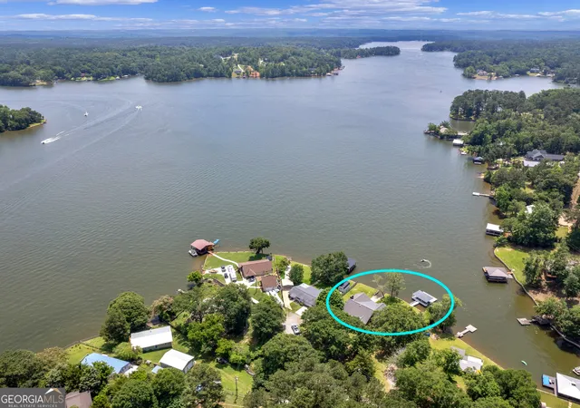 5th image of 210 Roberts Point Rd, Jackson, GA 30233 | MLS# 10806096