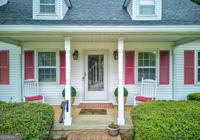 Photo 3 of Single family home for sale at 3679 Maple Forge Ln, Gainesville, GA 30504 | MLS# 10822320 | Listing updated on 2026-09-19