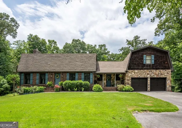 Photo 1 of Single family home for sale at 400 Race Horse Dr, Summerville, GA 30747 | MLS# 10802032 | Listing updated on 2026-09-16
