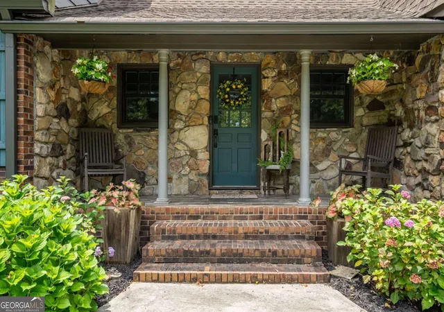 Photo 3 of Single family home for sale at 400 Race Horse Dr, Summerville, GA 30747 | MLS# 10802032 | Listing updated on 2026-09-16
