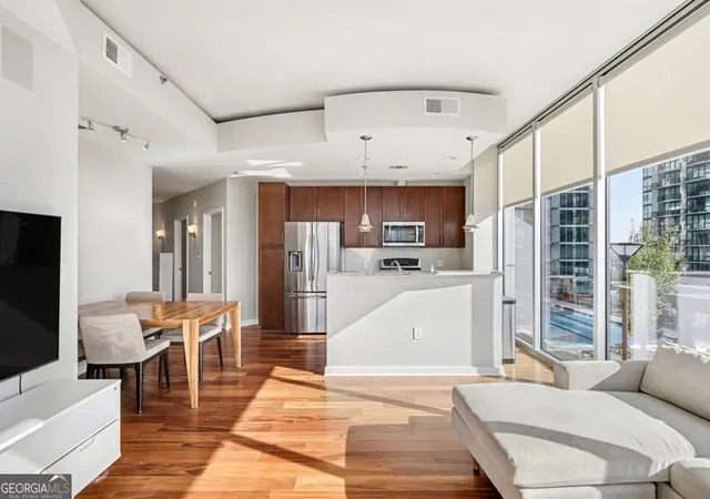 Photo 4 of Sale Pending at 855 Peachtree St Ne #1203, Atlanta, GA 30308 | MLS# 10721616 | Listing updated on 2026-09-29