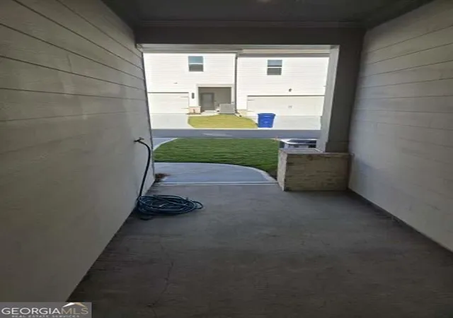 Photo 4 of Townhouse for sale at 140 Market St, Bethlehem, GA 30620 | MLS# 10824250 | Listing updated on 2026-10-09