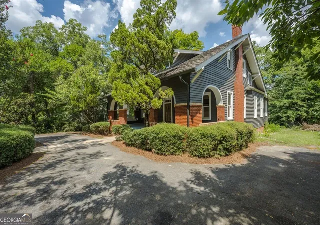 Photo 2 of Single family home for sale at 164 Oakhaven Ave, Macon, GA 31204 | MLS# 10833149 | Listing updated on 2026-09-09