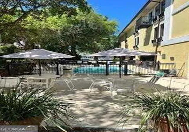 2nd image of 609 Beachview Dr, St. Simons, GA 31522