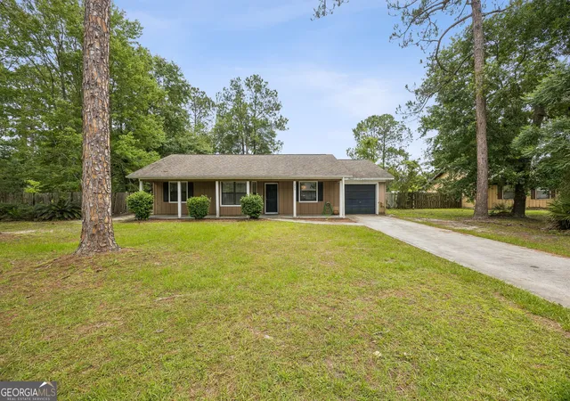 Homes for sale in St. Marys, GA | 205 Somerset Rd, St. Marys, GA 31558 | MLS# 10782116