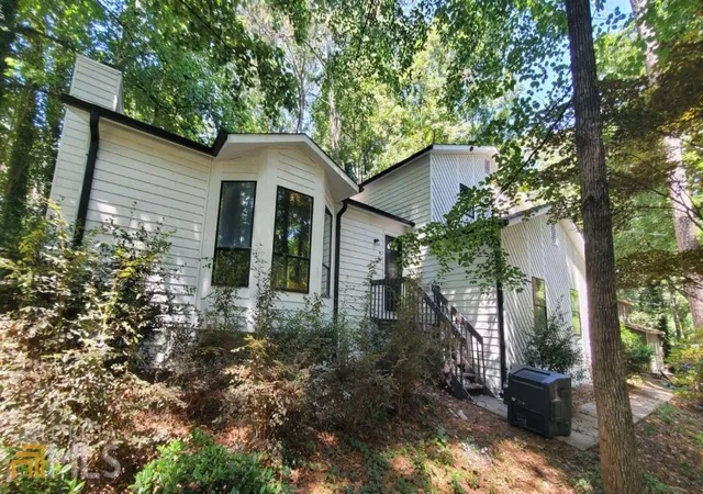 Photo 3 of Single family home for sale at 209 Mill Ridge Ct, Lawrenceville, GA 30046 | MLS# 10063965 | Listing updated on 2026-06-22