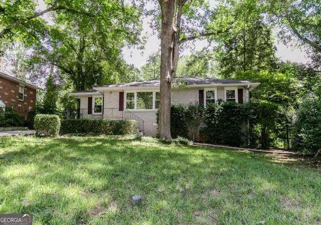 Photo 3 of Single family home for sale at 798 Larry Ln, Decatur, GA 30033 | MLS# 10816100 | Listing updated on 2026-09-06