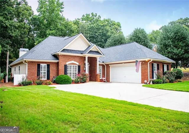 Photo 2 of Sale Pending at 141 Jasmine Wy, Villa Rica, GA 30180 | MLS# 10823825 | Listing updated on 2026-09-02