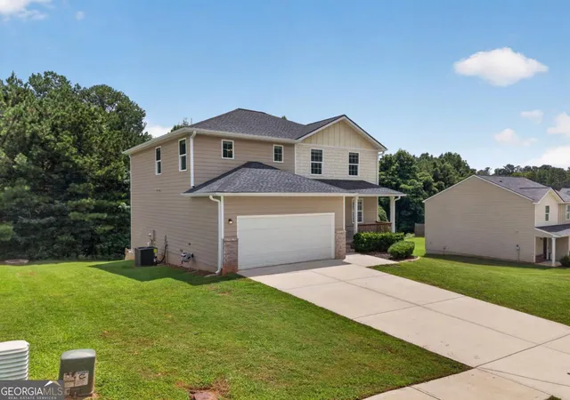 Photo 3 of Sale Pending at 289 Indian Lake Trl, Villa Rica, GA 30180 | MLS# 10825949 | Listing updated on 2026-10-14