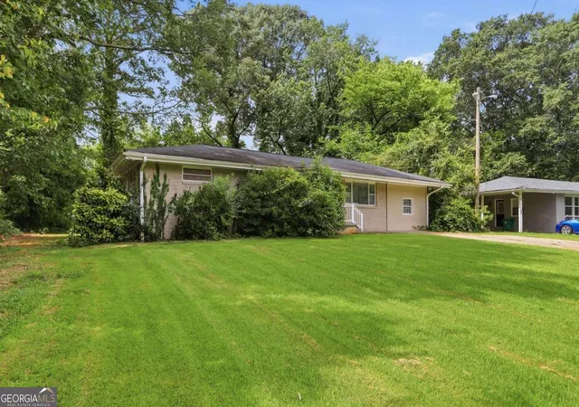 Photo 2 of Single family home for sale at 2361 Collier Dr, Decatur, GA 30032 | MLS# 10818926 | Listing updated on 2026-10-03