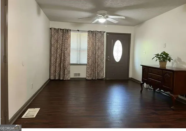 5th image of 1995 Oak Ct, Austell, GA 30168 | MLS# 10786359
