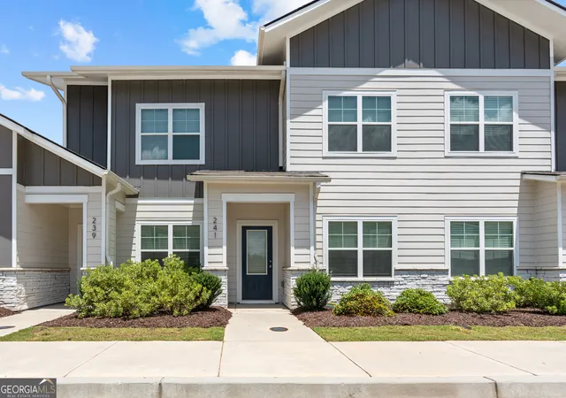 1st image of 241 Rooker Dr, Lagrange, GA 30241 | MLS# 10822299