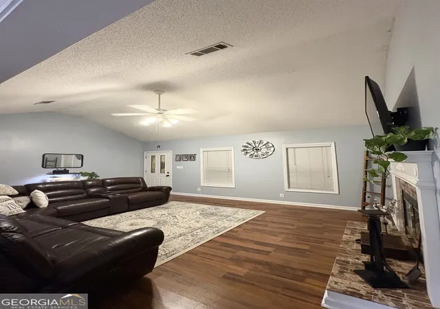 4th image of 206 Southern Walk Cir, Gray, GA 31032 | MLS# 10822704