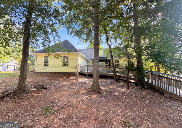 Photo 4 of Single family home for sale at 2050 Windfield Dr, Monroe, GA 30655 | MLS# 10834810 | Listing updated on 2026-09-12