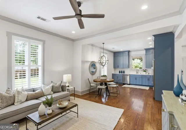 5th image of 120 Holland St Nw, Marietta, GA 30064 | MLS# 10813099