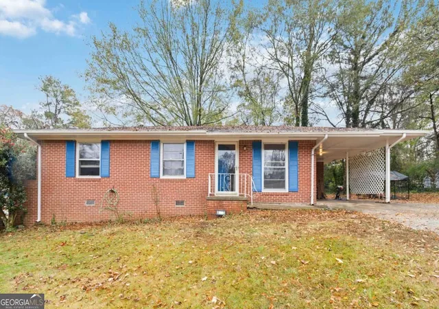 Photo 1 of Single family home for sale at 913 Longleaf Dr, Forest Park, GA 30297 | MLS# 10878806 | Listing updated on 2026-10-27