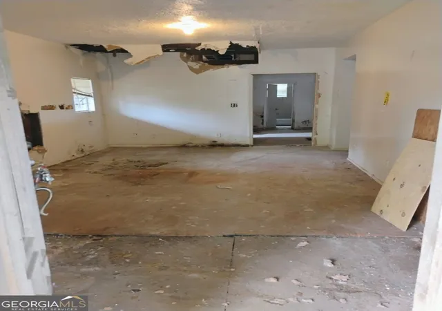 2nd image of 1516 S Gordon St Sw, Atlanta, GA 30310 | MLS# 10819894