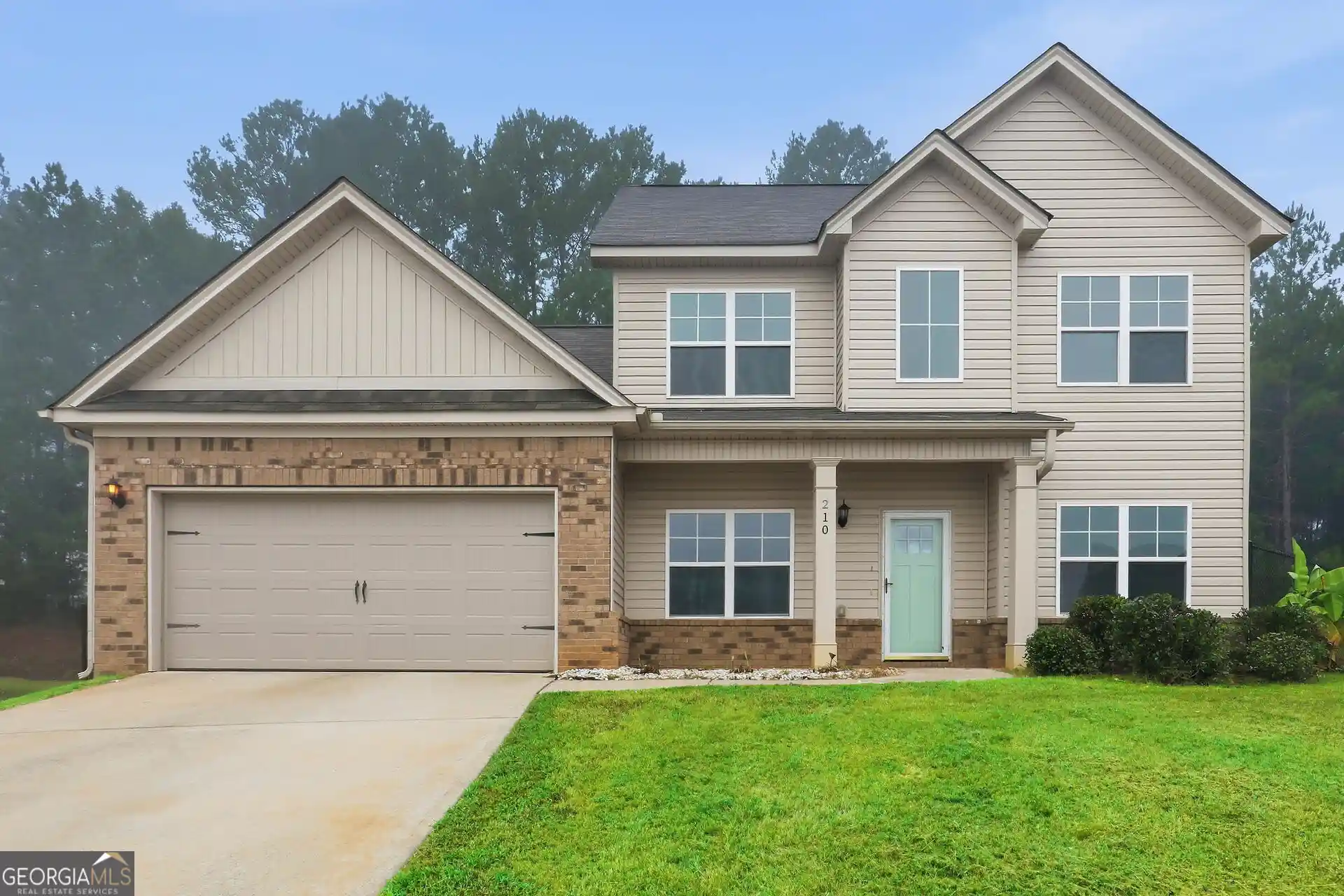 Photo 1 of Single family home for sale at 210 Glenview Trl, Griffin, GA 30224 | MLS# 10858113 | Listing updated on 2026-10-17