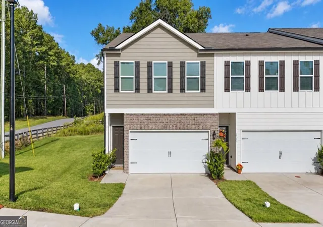 Condo for sale at 100 Brexley Dr, Calhoun, GA 30701 | MLS# 10879639