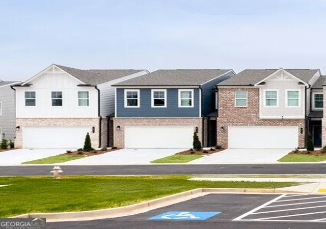 1st image of 545 Raelyns Wy, Loganville, GA 30052 | MLS# 10824461