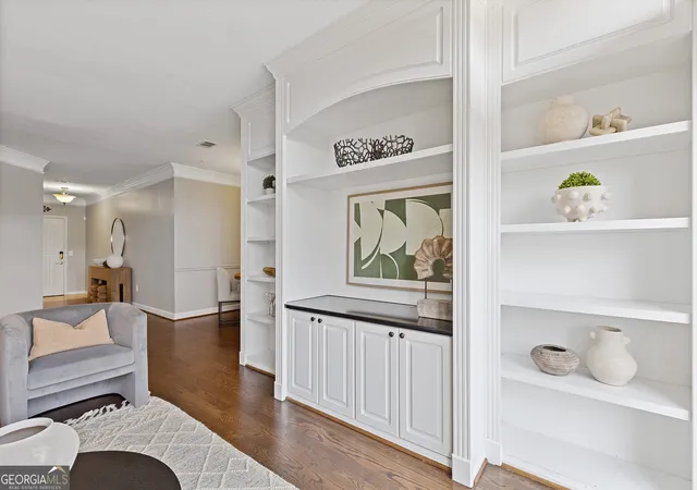 Photo 2 of Condo for sale at 3334 Peachtree Rd Ne #109, Atlanta, GA 30326 | MLS# 10670653 | Listing updated on 2026-09-14