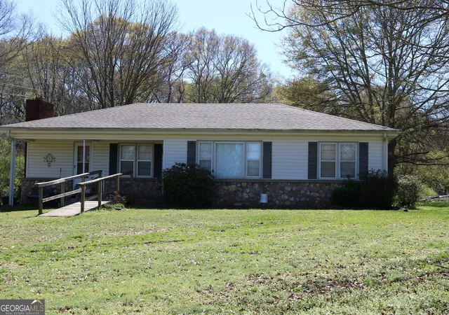 Photo 2 of Single family home for sale at 2139 Jones Chapel Shiloh Rd, Danielsville, GA 30633 | MLS# 10711986 | Listing updated on 2026-09-14