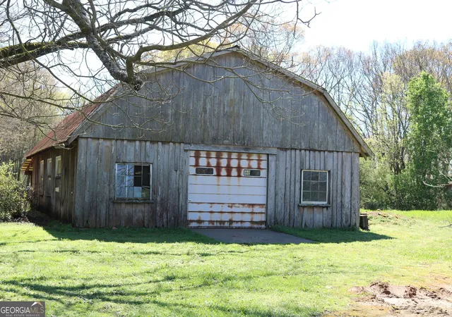 Photo 3 of Single family home for sale at 2139 Jones Chapel Shiloh Rd, Danielsville, GA 30633 | MLS# 10711986 | Listing updated on 2026-09-14