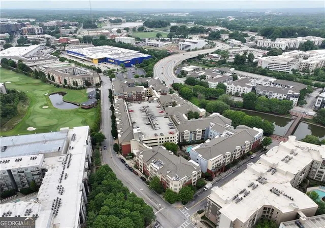 2nd image of 400 17Th St Nw, Atlanta, GA 30363