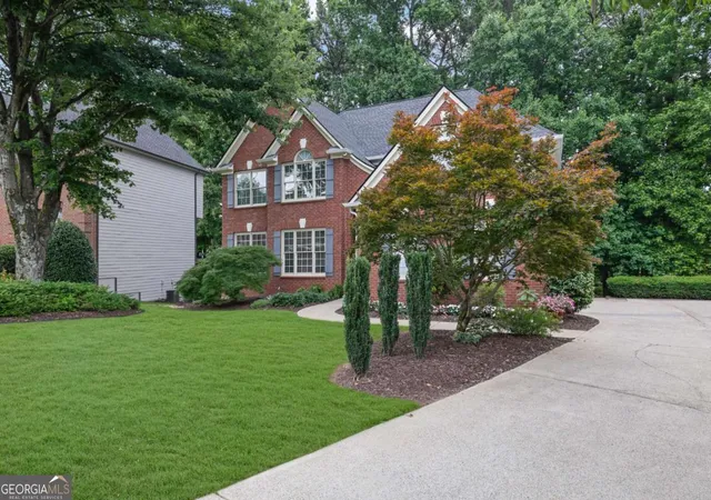2nd image of 1620 Reindeer Rdg, Alpharetta, GA 30005 | MLS# 10777752