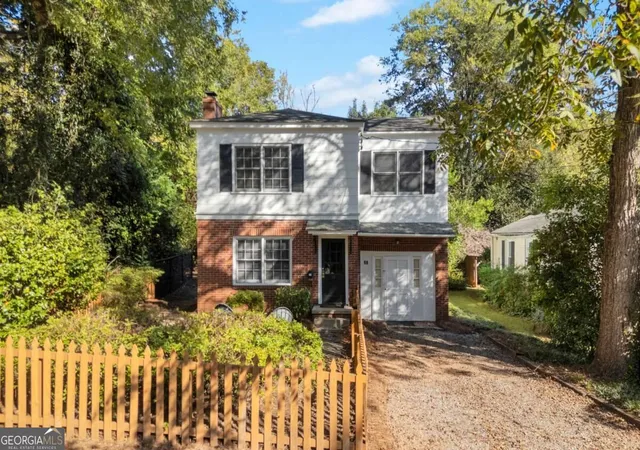 Photo 1 of Sale Pending at 98 Springdale St, Athens, GA 30605 | MLS# 10874758 | Listing updated on 2026-10-26