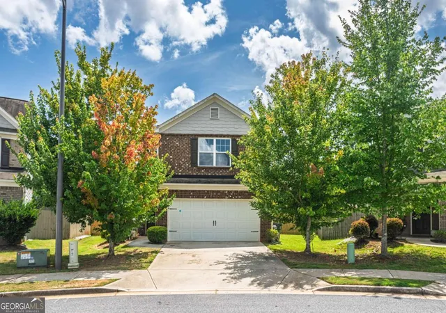Photo 1 of Single family home for sale at 460 Meadowbend Cir, Athens, GA 30606 | MLS# 10825242 | Listing updated on 2026-08-27