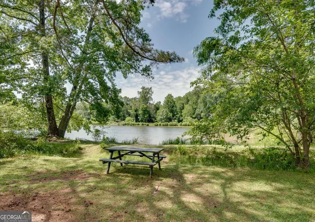 2nd image of 4621 Lakeshore Dr, Pine Lake, GA 30072 | MLS# 10672900
