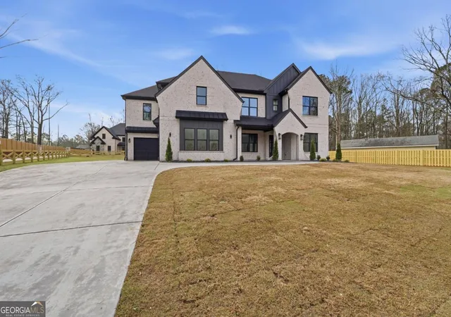Single family home for sale at 2200 Old Fountain Rd, Lawrenceville, GA 30043 | MLS# 10710485 | Listing updated on 2026-05-14