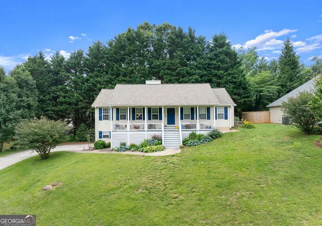 3rd image of 136 Mountain Overlook Dr, Cleveland, GA 30528 | MLS# 10780093
