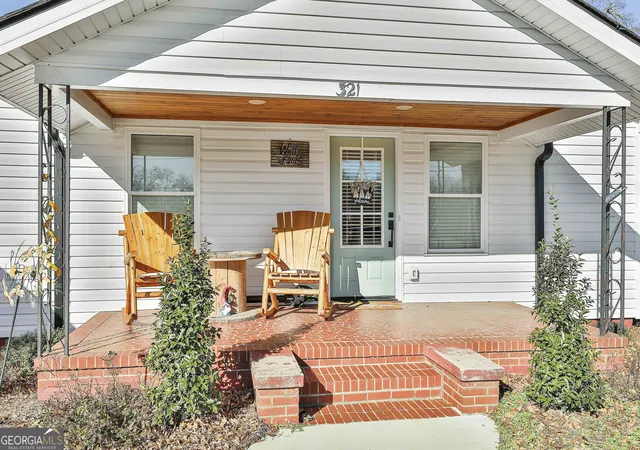 Photo 3 of Sale Pending at 321 Rehoboth Church Rd, Griffin, GA 30224 | MLS# 10675112 | Listing updated on 2026-04-05