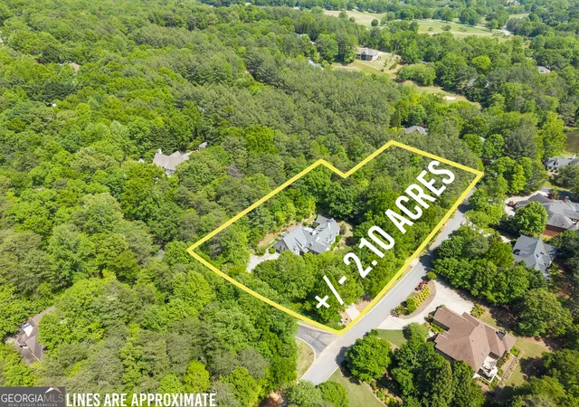 Photo 3 of Single family home for sale at 3315 Orchard Dr, Clarkesville, GA 30523 | MLS# 10767055 | Listing updated on 2026-09-23