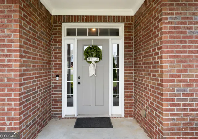 Photo 4 of Single family home for sale at 28 Priory Clb Dr, Cartersville, GA 30120 | MLS# 10799794 | Listing updated on 2026-08-11