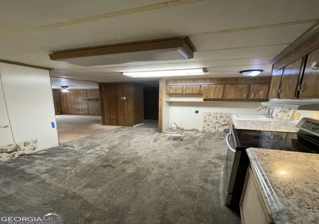 Photo 4 of Sale Pending at 9340 Meadowbrook Dr, Gainesville, GA 30506 | MLS# 10803765 | Listing updated on 2026-07-20