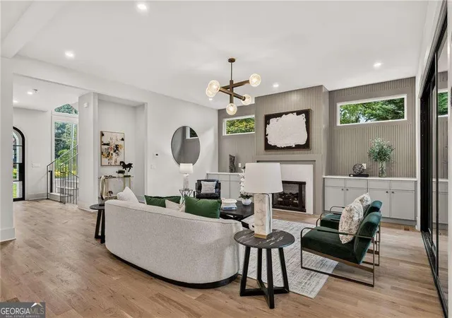 Photo 2 of Single family home for sale at 1060 Ralph Rd NE, Atlanta, GA 30324 | MLS# 10820384 | Listing updated on 2026-08-20